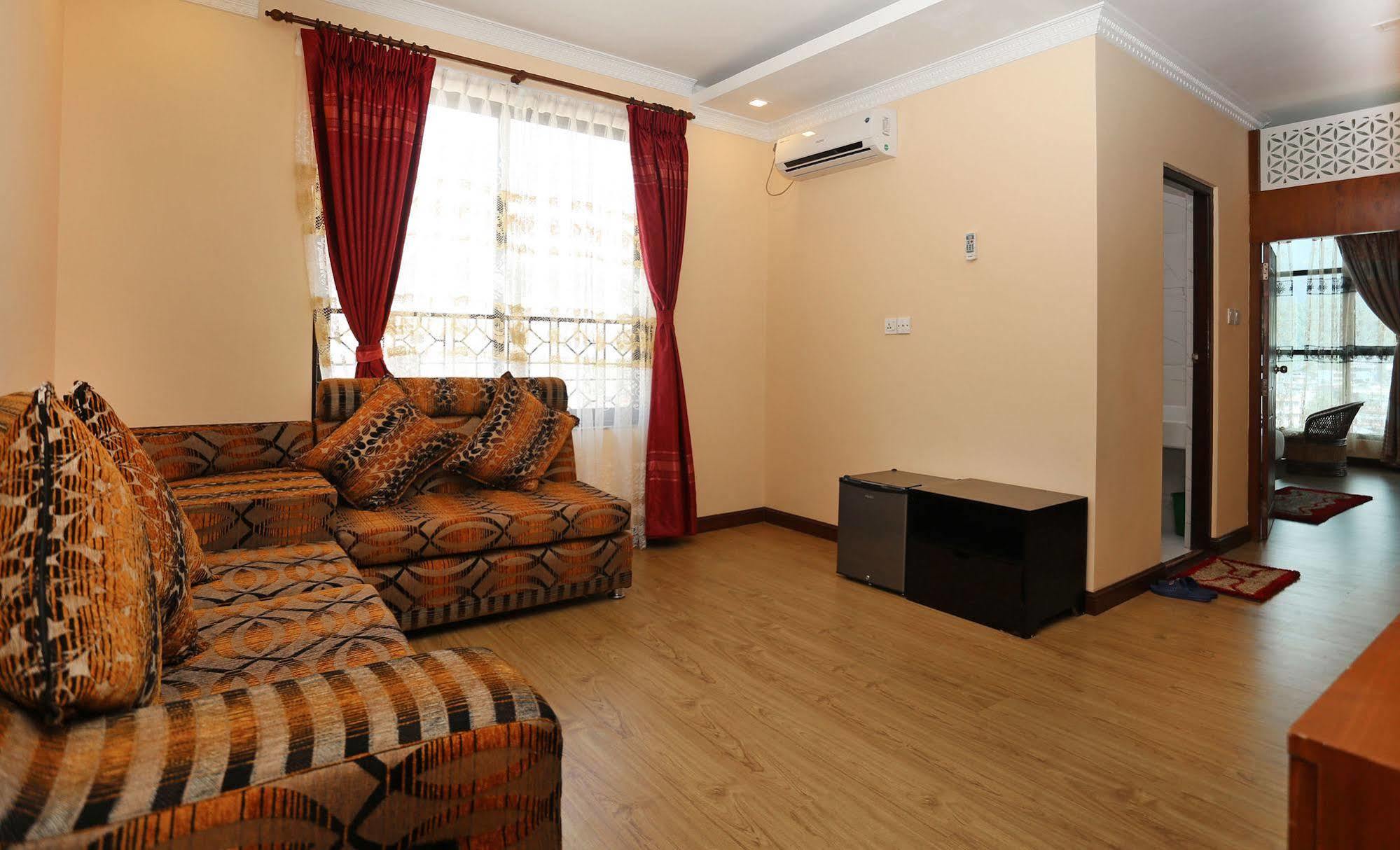 Hotel Pokhara Goodwill Buitenkant foto