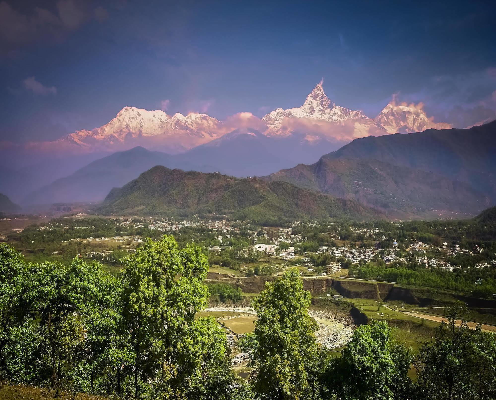 Hotel Pokhara Goodwill Buitenkant foto