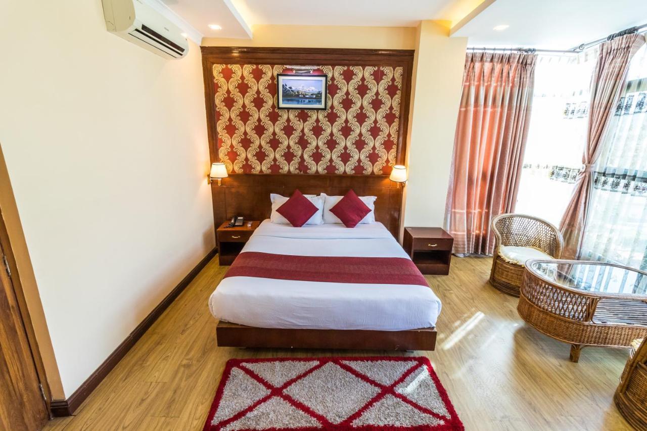 Hotel Pokhara Goodwill Buitenkant foto